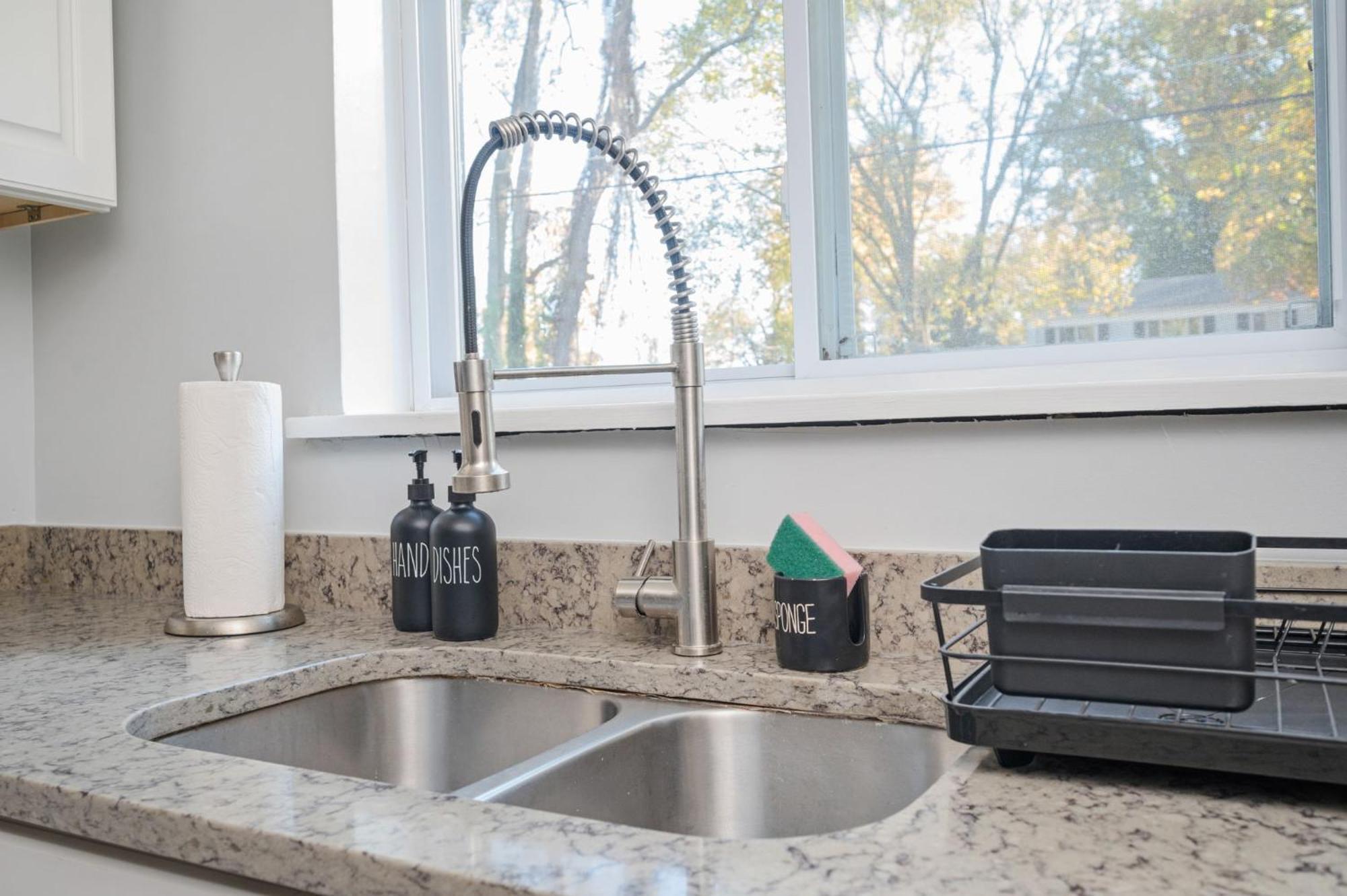 Quiet & Quaint Apartment, 5 Mins To Airport And 15 Mins To Downtown Atlanta Exteriér fotografie